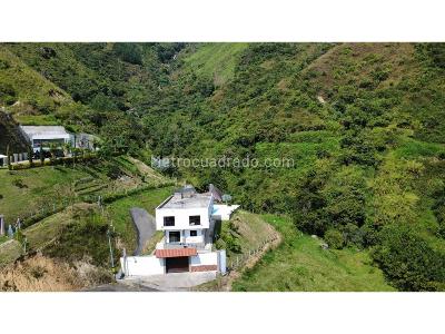 Casa de 5 alcobas en venta en Vereda La Delgadita, Bello, 2000 m² · foto 20 de 20