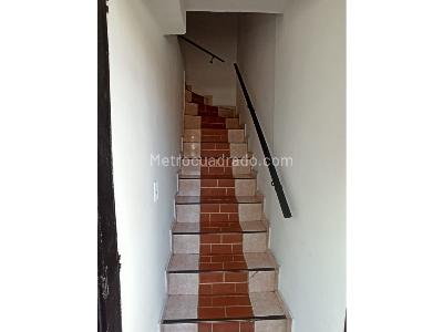Apartamento de 4 alcobas en venta en El Trapiche, Bello, 127 m² · foto 5 de 13