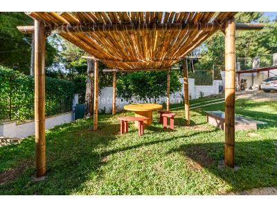 Casa de 5 alcobas en venta en El Poblado, Medellín, 1574 m² · foto 7 de 20