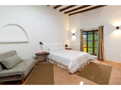 Casa de 5 alcobas en venta en El Poblado, Medellín, 1574 m² · foto 16 de 20