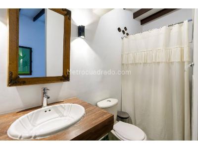 Casa de 5 alcobas en venta en El Poblado, Medellín, 1574 m² · foto 18 de 20