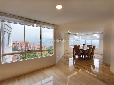 Apartamento de 3 alcobas en venta en Los Balsos, Medellín, 128 m² · foto 2 de 9