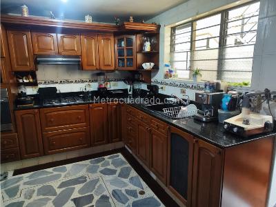 Casa de 3 alcobas en venta en Prado Centro, Medellín, 115 m² · foto 5 de 17