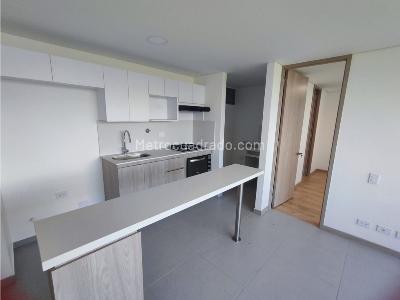 Apartamento de 2 alcobas en venta en Ciudad Fabricato, Bello, 62 m² · foto 2 de 11