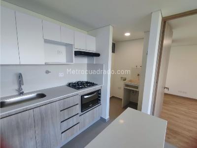 Apartamento de 2 alcobas en venta en Ciudad Fabricato, Bello, 62 m² · foto 3 de 11