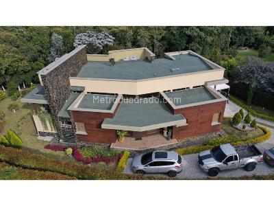Casa de 4 alcobas en venta en Alto De Las Palmas, Envigado, 475 m² · foto 3 de 20