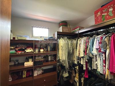 Casa de 3 alcobas en venta en Loma Benedictinos, Envigado, 272 m² · foto 11 de 20