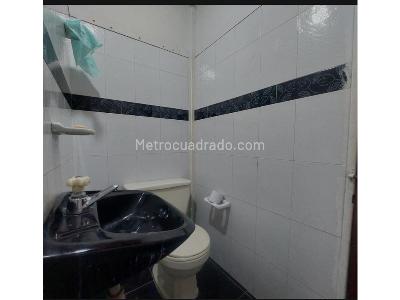 Casa de 4 alcobas en venta en Guayabal, Medellín, 140 m² · foto 7 de 7