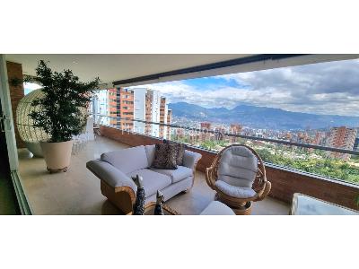 Apartamento en venta en Poblado, Medellín · foto 4 de 20