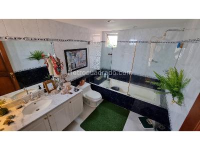 Apartamento en venta en El Poblado, Medellín · foto 10 de 20