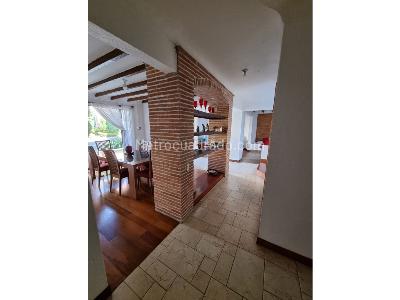 Casa de 4 alcobas en venta en Sabaneta, Sabaneta, 350 m² · foto 6 de 16