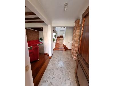 Casa de 4 alcobas en venta en Sabaneta, Sabaneta, 350 m² · foto 8 de 16