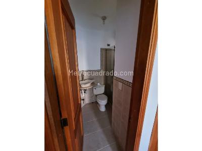 Casa de 4 alcobas en venta en Sabaneta, Sabaneta, 350 m² · foto 9 de 16