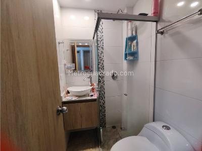 Apartamento de 3 alcobas en venta en Cabañas, Bello, 100 m² · foto 8 de 8