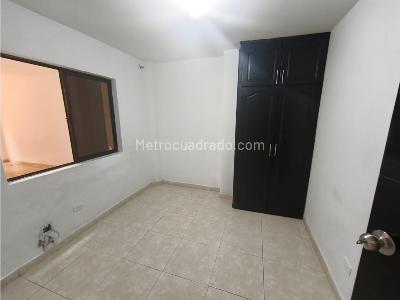Apartamento de 3 alcobas en venta en Cabañas, Bello, 101 m² · foto 4 de 12