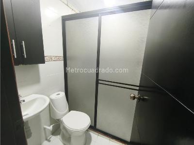 Apartamento de 3 alcobas en venta en Cabañas, Bello, 101 m² · foto 7 de 12