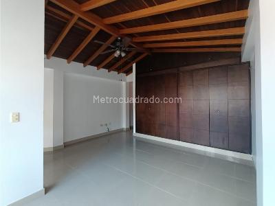 Casa de 3 alcobas en venta en Calatrava, Itagüí, 136 m² · foto 7 de 20