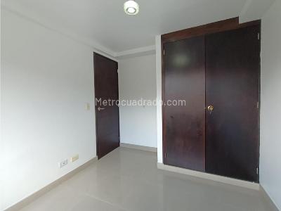 Casa de 3 alcobas en venta en Calatrava, Itagüí, 136 m² · foto 12 de 20
