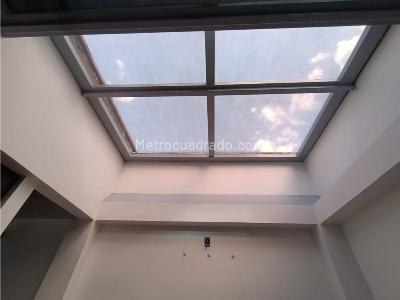Casa de 3 alcobas en venta en Calatrava, Itagüí, 136 m² · foto 20 de 20