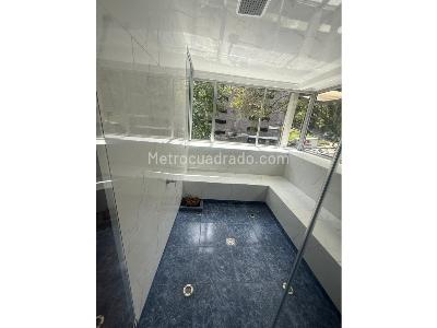Apartamento de 3 alcobas en venta en El Poblado, Medellín, 262 m² · foto 14 de 17
