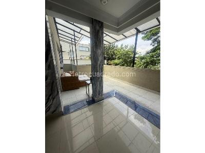 Apartamento de 3 alcobas en venta en El Poblado, Medellín, 262 m² · foto 17 de 17