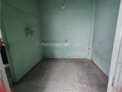 Casa de 5 alcobas en venta en Central, Bello, 105 m² · foto 3 de 9