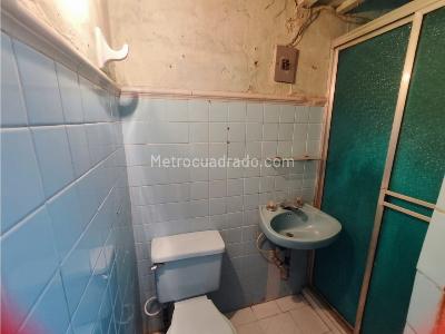 Casa de 5 alcobas en venta en Central, Bello, 105 m² · foto 4 de 9