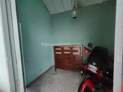 Casa de 5 alcobas en venta en Central, Bello, 105 m² · foto 7 de 9