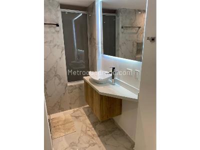 Apartamento en venta en El Poblado, Medellín · foto 10 de 18