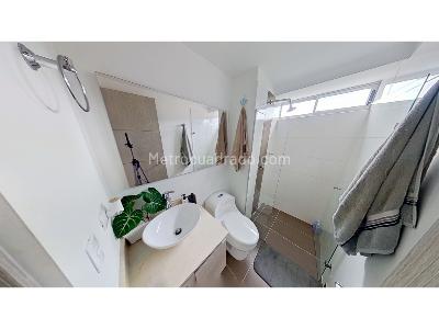 Apartamento de 2 alcobas en venta en Tres Esquinas, Sabaneta, 80 m² · foto 12 de 20