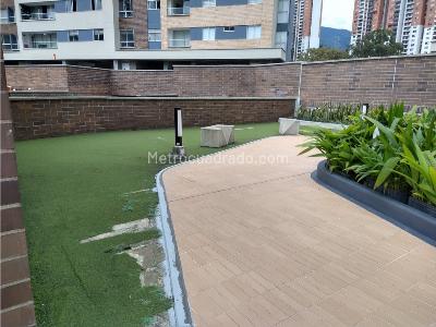 Apartamento de 2 alcobas en venta en Tres Esquinas, Sabaneta, 80 m² · foto 18 de 20