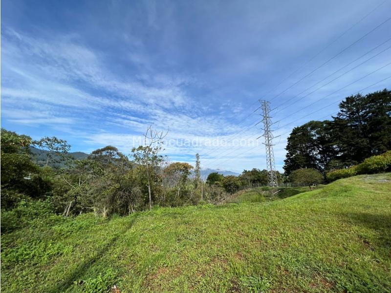Lote en Venta, Loma Del Escobero, Envigado - Más