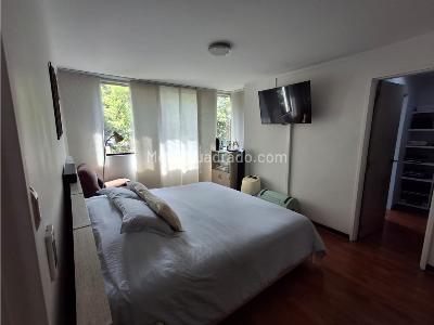 Apartamento de 3 alcobas en venta en El Poblado, Medellín, 114 m² · foto 8 de 17