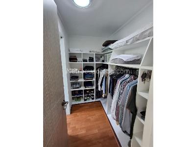 Apartamento de 3 alcobas en venta en El Poblado, Medellín, 114 m² · foto 10 de 17