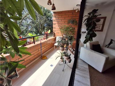 Apartamento de 3 alcobas en venta en El Poblado, Medellín, 114 m² · foto 16 de 17