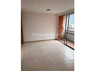 Apartamento de 3 alcobas en venta en Amazonia, Bello, 63 m² · foto 2 de 14