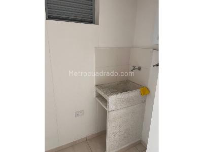 Apartamento de 3 alcobas en venta en Amazonia, Bello, 63 m² · foto 11 de 14