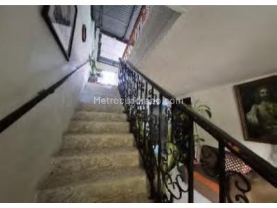 Casa de 5 alcobas en venta en Buenos Aires, Medellín, 192 m² · foto 5 de 20