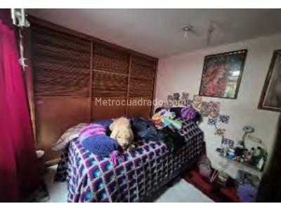 Casa de 5 alcobas en venta en Buenos Aires, Medellín, 192 m² · foto 13 de 20