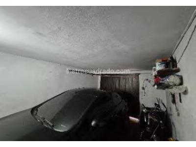 Casa de 5 alcobas en venta en Buenos Aires, Medellín, 192 m² · foto 17 de 20