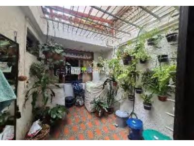 Casa de 5 alcobas en venta en Buenos Aires, Medellín, 192 m² · foto 19 de 20