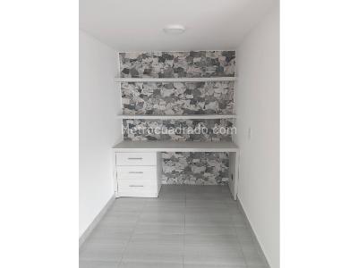 Apartamento de 3 alcobas en venta en El Trapiche, Bello, 80 m² · foto 4 de 11