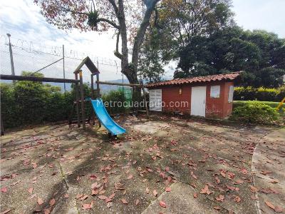 Casa en venta en La Florida, Itagüí · foto 16 de 17