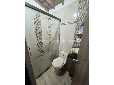 Apartamento de 3 alcobas en venta en Florencia, Bello, 153 m² · foto 6 de 8