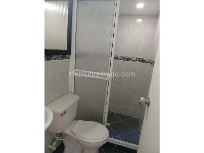 Apartamento de 3 alcobas en venta en El Trapiche, Bello, 60 m² · foto 6 de 9