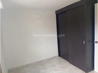 Apartamento de 3 alcobas en venta en El Trapiche, Bello, 60 m² · foto 7 de 9
