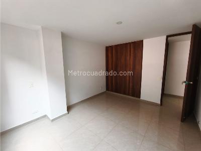 Apartamento de 3 alcobas en venta en La Castellana, Medellín, 203 m² · foto 7 de 13
