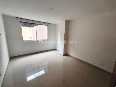 Apartamento de 3 alcobas en venta en La Castellana, Medellín, 203 m² · foto 11 de 13
