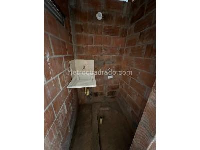 Apartamento de 2 alcobas en venta en La Gabriela, Bello, 54 m² · foto 7 de 9