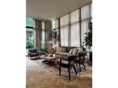 Apartamento en venta en El Poblado, Medellín · foto 2 de 15